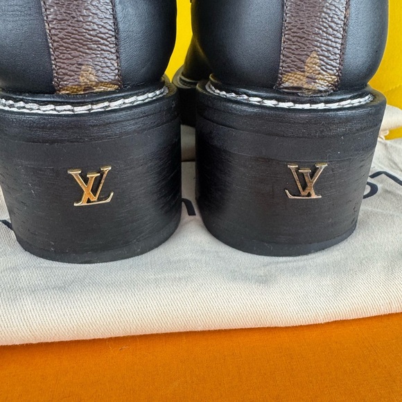 Louis Vuitton Beauborg Ankle Black Boots In Soft Lamb Skin Leather Size 38 - Picture 8 of 16